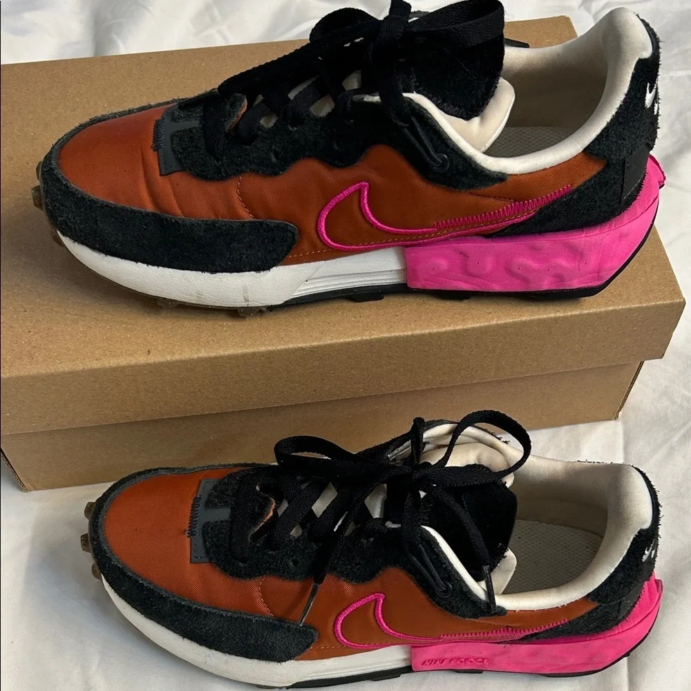 Nike Waffle One Sneakers Women’s Size 7.5 Black Brown Pink Running Shoes